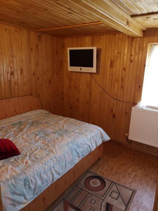 Casa Pelerinului Apartment Capatineni-Paminteni ภายนอก รูปภาพ