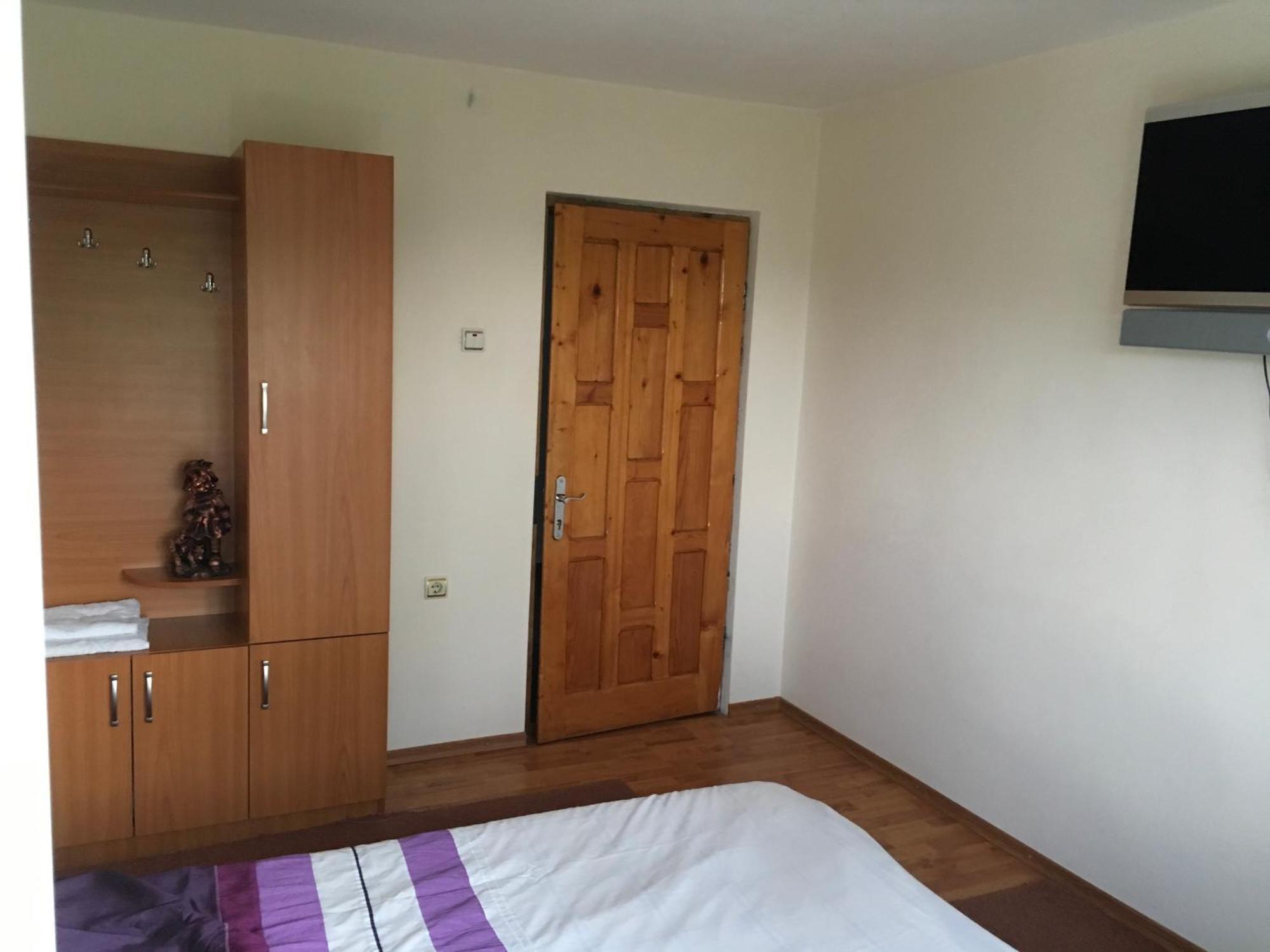 Casa Pelerinului Apartment Capatineni-Paminteni ภายนอก รูปภาพ